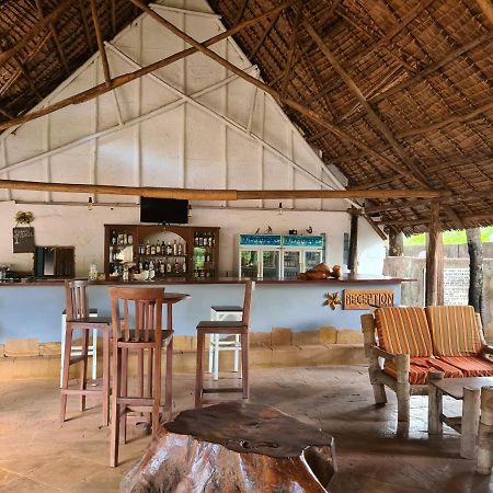 Honey Badger Lodge Моши Экстерьер фото