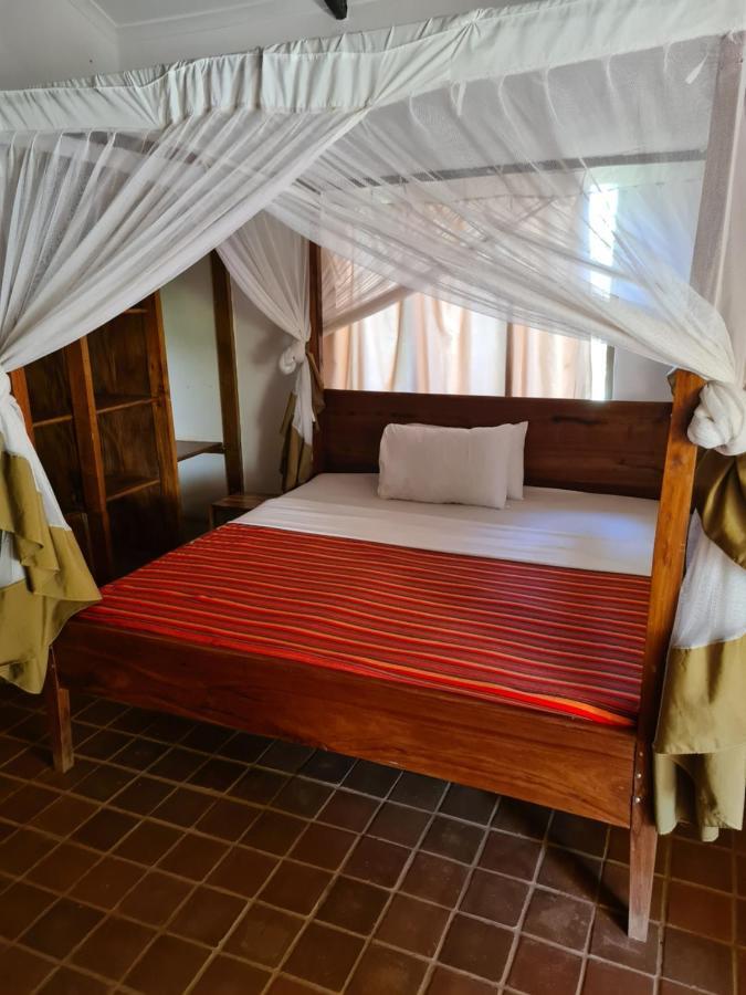 Honey Badger Lodge Моши Экстерьер фото