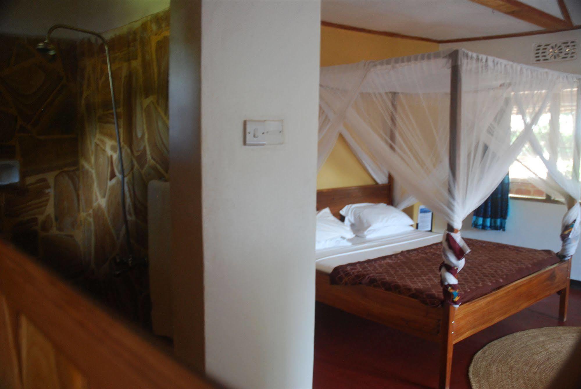 Honey Badger Lodge Моши Экстерьер фото