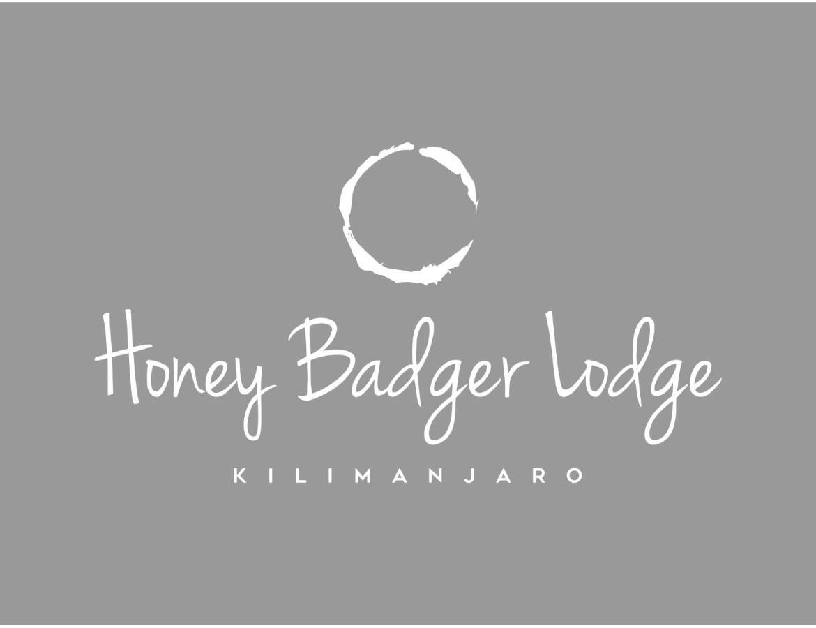 Honey Badger Lodge Моши Экстерьер фото